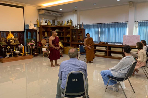 Chiang Mai: Excursão ao Templo de Artesanato de Prata com Reunião de MongesExcursão em grupo compartilhada