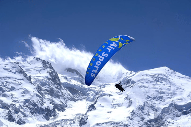 Chamonix: Tandem Paragliding FlugTandem-Gleitschirmflug von Plan Praz