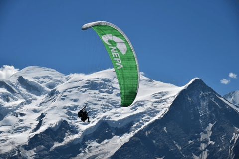 Chamonix: lot paralotnią w tandemieLot paralotnią w tandemie z Plan Praz