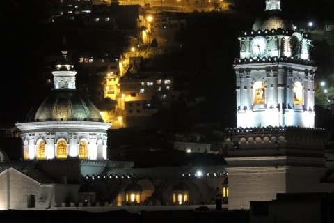 Quito: visita guiada nocturna a pie por la ciudad