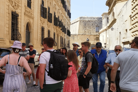 Tour di Gozo e fattoria privata incl. Pranzo maltese