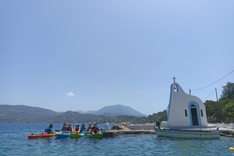 Alkiona: tour guiado en kayak de mar por el golfo de Corinto y cuevasPunto de encuentro en Alkiona