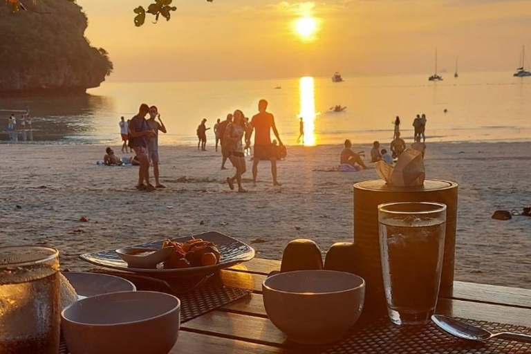 Krabi: Ganztägige Schnorcheltour zu den Sieben Inseln mit AbendessenKreuzfahrt mit dem Schnellboot