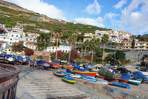 From Funchal: Tuk Tuk Tour to Camara de Lobos and Cabo Girao