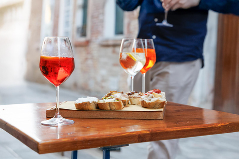 Venice Food Tasting Tour: Bites, Wine, Dinner & Local Guide