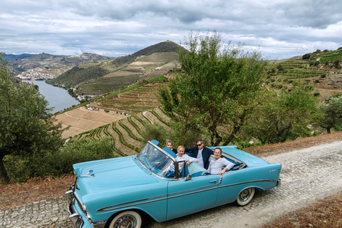 Von Porto aus: Private Douro-Weinbautour, Kreuzfahrt und Mittagessen