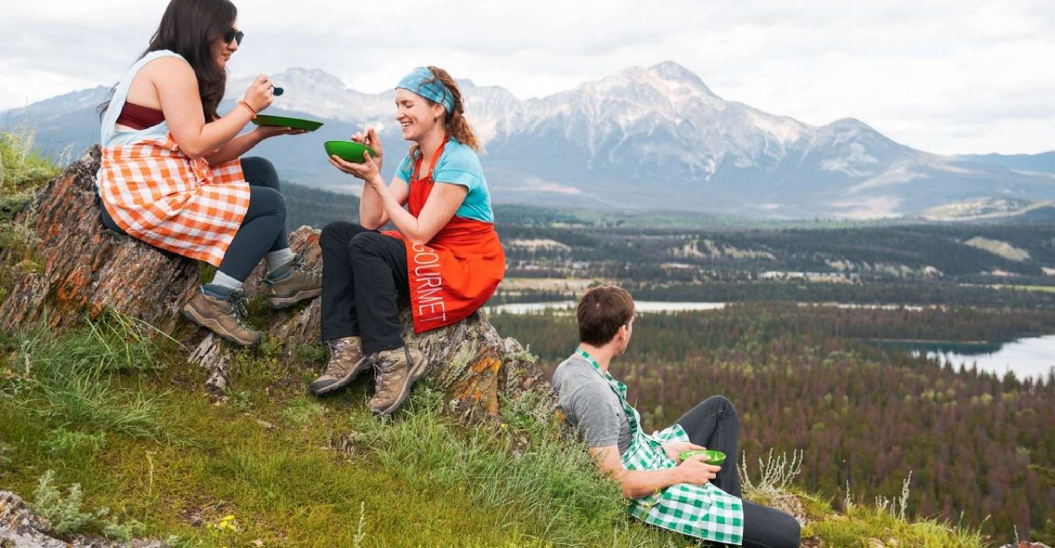 Jasper, Mountain Hike and Backcountry Cooking Class and Meal yakınlarında yapılacak şeyler - Hizvo