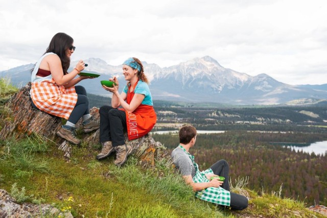 Visit Jasper Mountain Hike and Backcountry Cooking Class and Meal in Jasper, Alberta