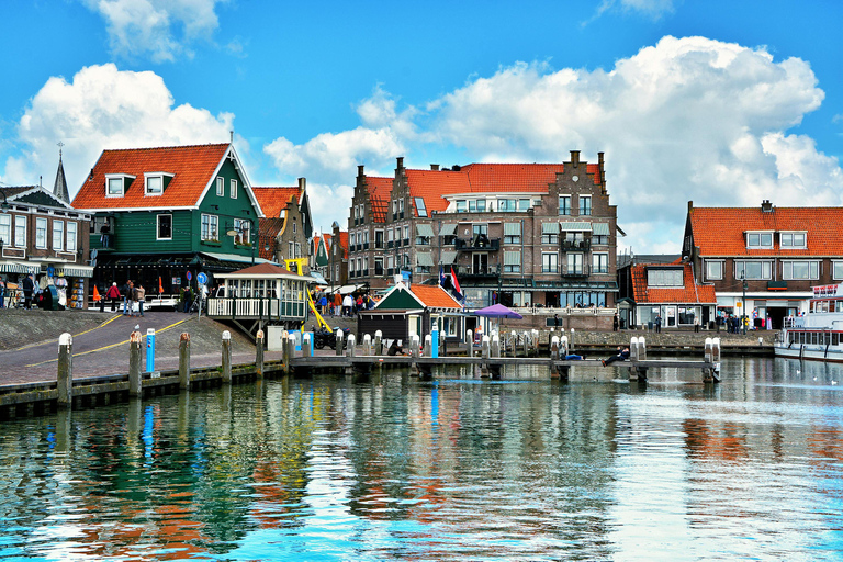 Amsterdam: Private Tour Windmills, Volendam, Castle Tesla