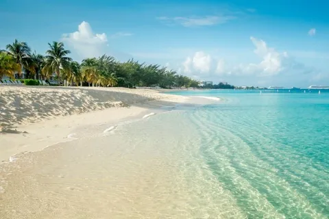 From George Town: Grand Cayman Seven Mile Beach Trip