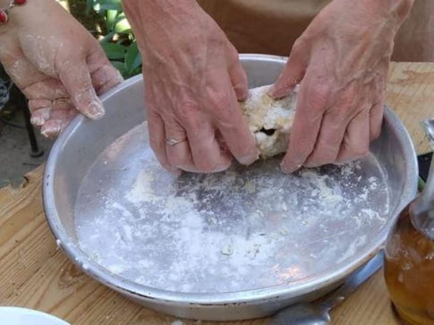 Gjirokastër, Traditional Albanian Vegetarian Cooking Class - Housity