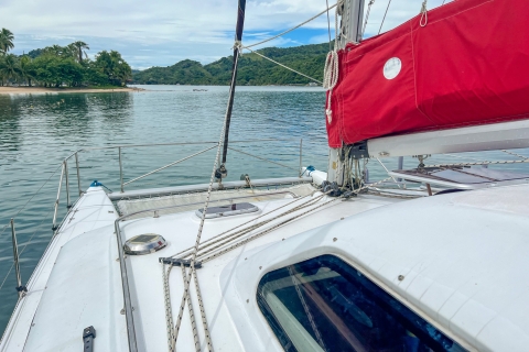 Panama City/Portobelo : Excursion en catamaran avec plongée en apnée et déjeunerVisite avec prise en charge et retour à l'hôtel