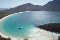 Coles Bay, Crucero solo para adultos de Glass Bay con almuerzo - Housity