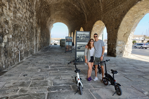 Heraklion: tour privado en bicicleta ecológica por la ciudad-degustación de comida-degustación de vinosHeraklion: recorrido turístico en bicicleta eléctrica con comida y vino