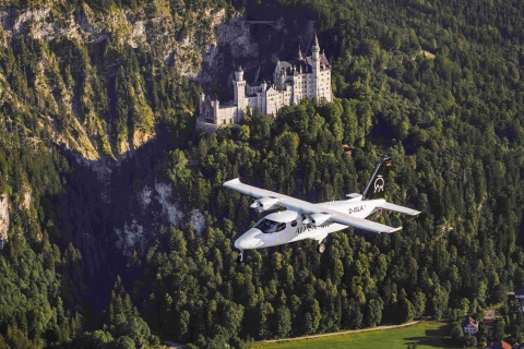 München: Rundflug München, Seen, Schlösser, Alpen abAugsburgVlucht zonder ophaalservice
