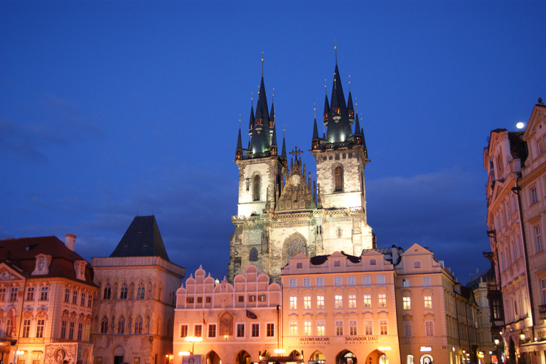 Prague:2-Hour Guided Electric Bike Tour