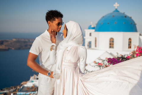 Santorini: Couple Family Photoshoot with Pickup