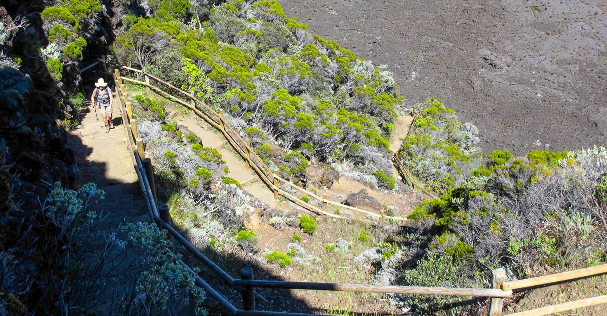 Réunion, Piton de la Fournaise Guided Volcano Hike - Housity