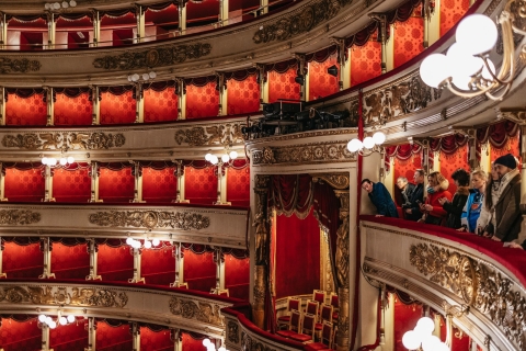 Milán: Experiencia guiada en el teatro La ScalaTour privado
