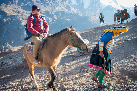 Cusco: Rainbow Mountain Tour and Red Valley Hike (Optional)