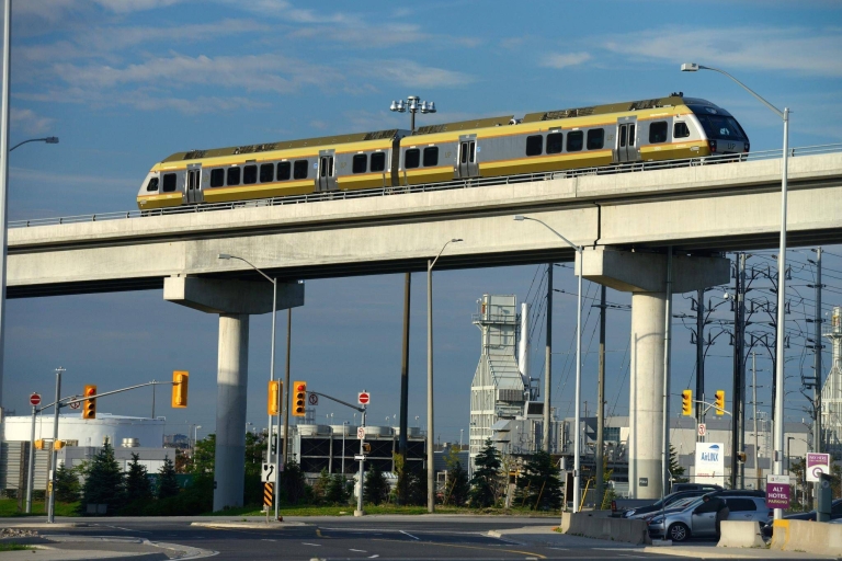 Toronto: ekspresowy transfer pociągiem do / z lotniska PearsonPojedynczy z Union Station na lotnisko Pearson