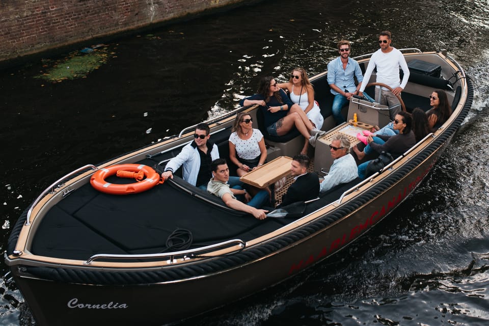 Haarlem: Kanalrundfart Med åben Båd I Den Historiske Bymidte | GetYourGuide