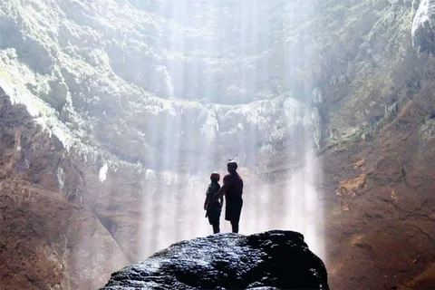 Yogyakarta: Jomblang Cave e Timang Beach Day Tour