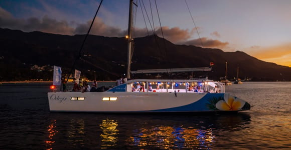 From Mahé: Seychelles Sunset Cruise with Hotel Transfers