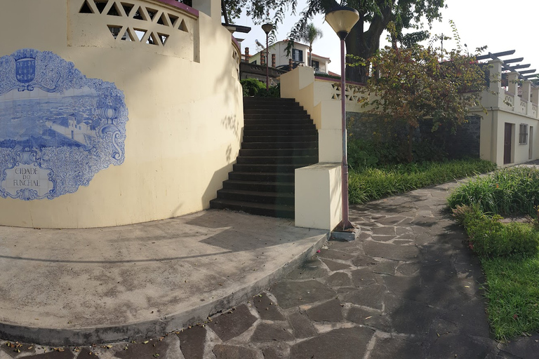 Funchal: begeleide stadstour met tuktuk