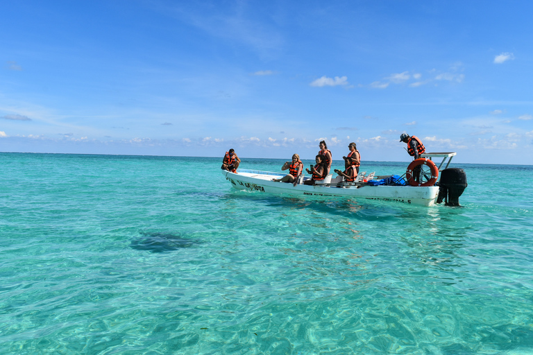 Depuis Tulum : Excursion en bateau à Sian Kaan avec déjeuner