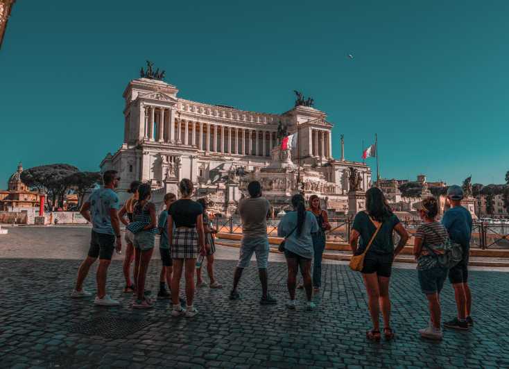 Roma: Excursão a pé guiada pelos destaques da cidade ao entardecer ou à noite