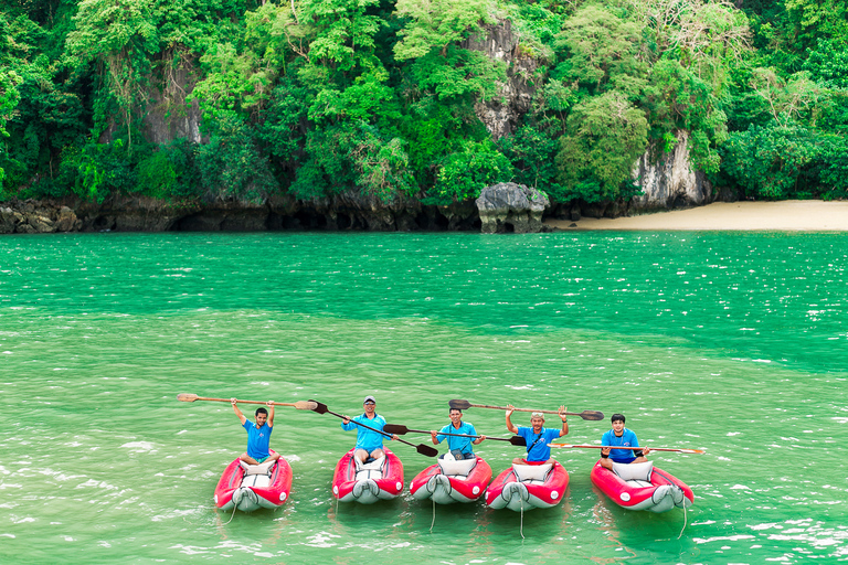 From Phuket: Phanga Nga Bay Boat Day Tour with LunchPickup from Patong, Kata, Karon Beach &amp; Kalim Beach