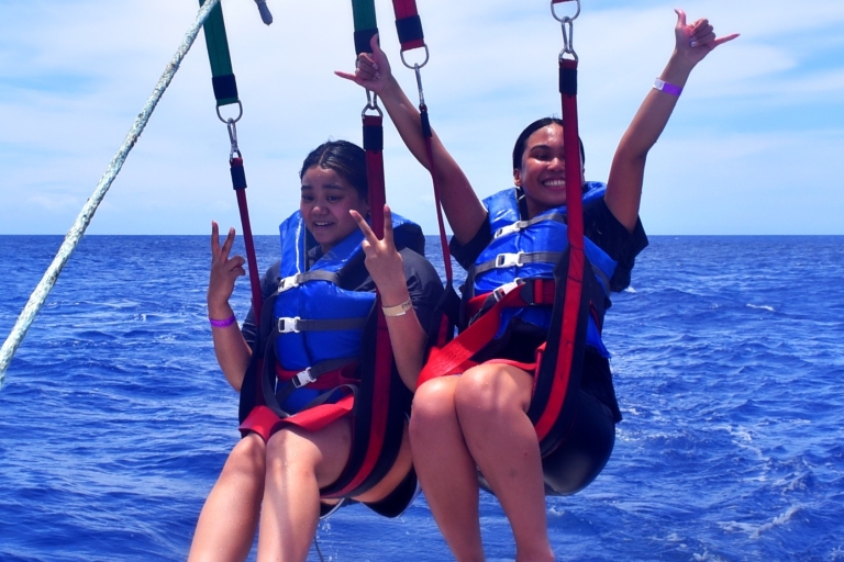 Oahu: Waikiki ParasailingDoświadczenie w parasailingu na dystansie 1000 stóp Waikiki