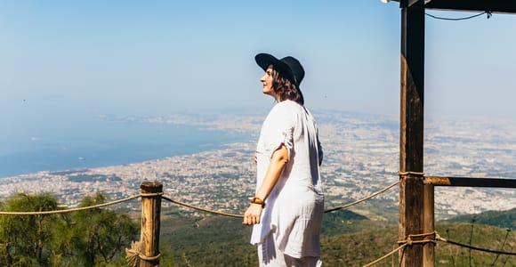 From Naples All-Inclusive Mount Vesuvius Half-Day Tour