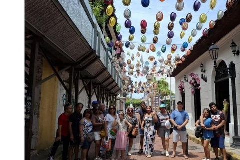 Panama City: Layover Sightseeing Tour visiting the Canal + Casco Antiguo + Amador