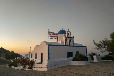 Santorin: Private Sonnenuntergangstour mit Picknick & TransferSantorin: Private Inselrundfahrt bei Sonnenuntergang mit Picknick & Transfer