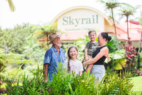 De Port Douglas: Excursão a Kuranda com Skyrail e Trem panorâmicoDe Port Douglas: Kuranda Tour com Skyrail e trem panorâmico