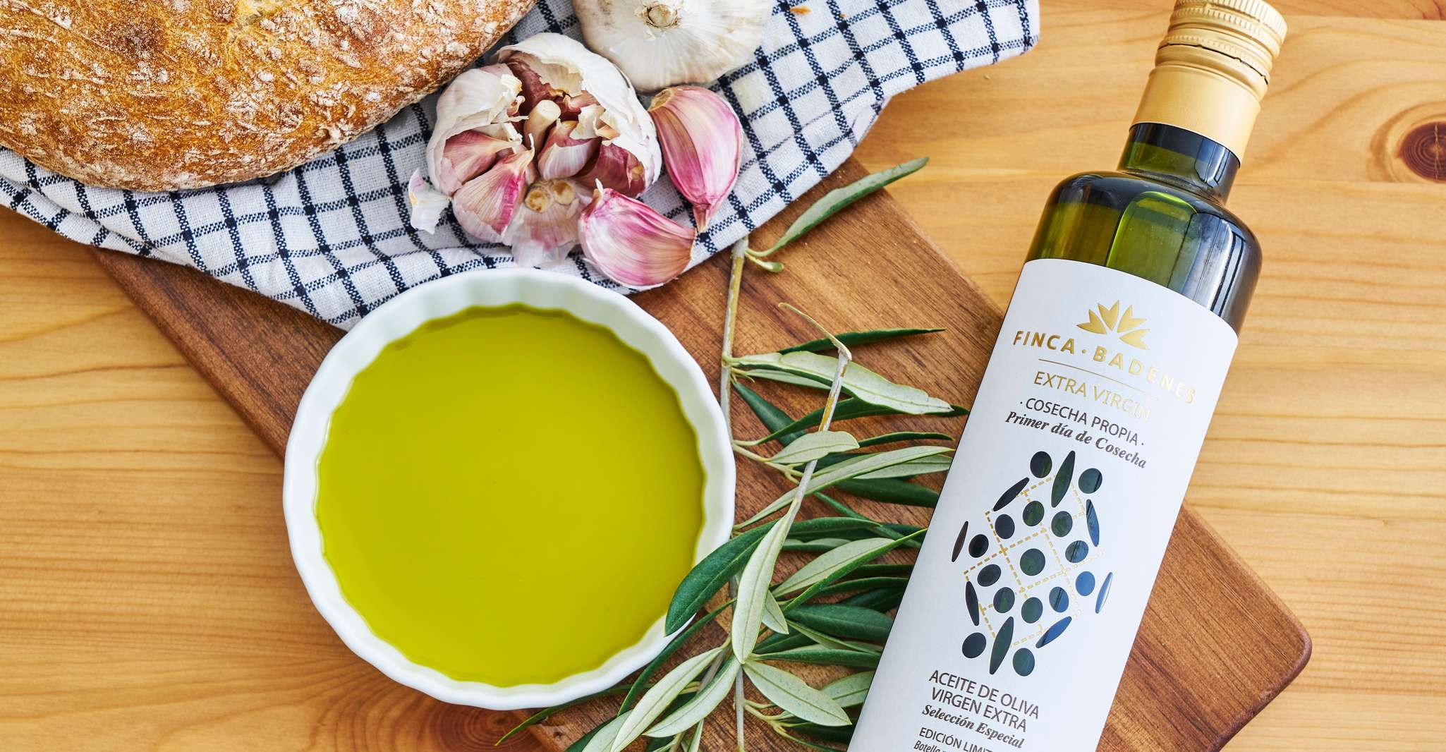 Aires de Jaén, Tour da Plantação de Azeite e refeição local - Housity