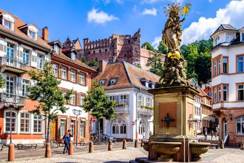 Heidelberg: Old Town and Castle Scavenger Hunt with App