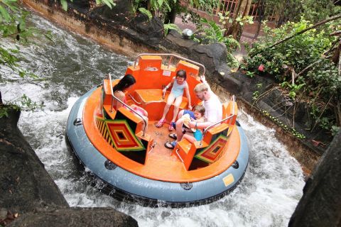 Kuala Lumpur: entrada al parque de atracciones Sunway Lagoon