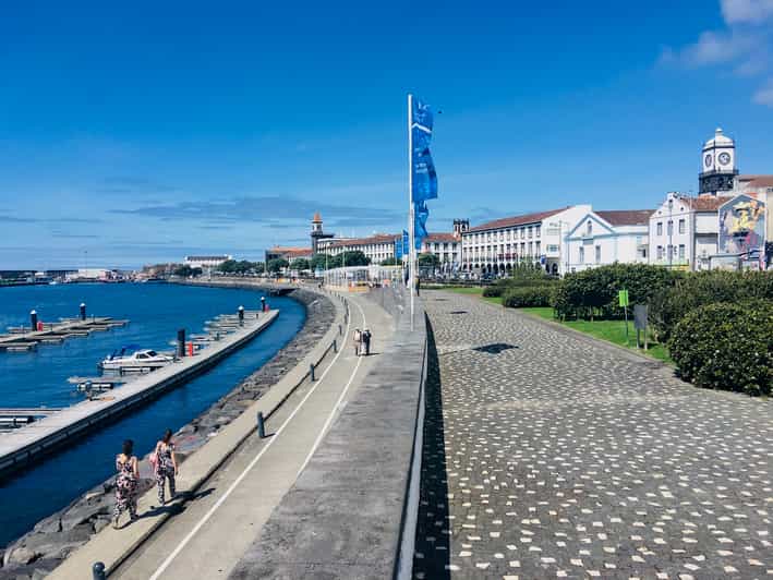 Ponta Delgada Geführte Food Tour mit Verkostungen und Getränken
