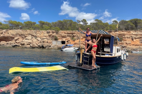Ibiza: klassieke bootcharter voor een hele of halve dagIbiza-bootverhuur voor een hele dag - San Antonio