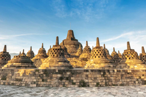 Yogyakarta: Borobudur y Prambanan Visita guiada con Entradas