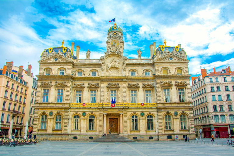 Lyon Old Town Tour with Vaporetto River Cruise Tickets 3-hour: Walking Tour & River Cruise