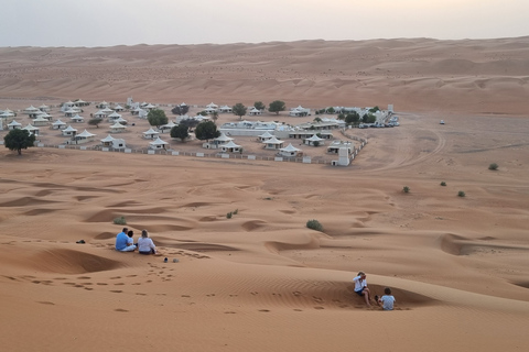 De Mascate: Safari privé dans le désert avec nuit en camping