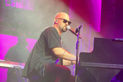 Las Vegas: Piano Man by Kyle Martin Live Show Tickets Middle Seating