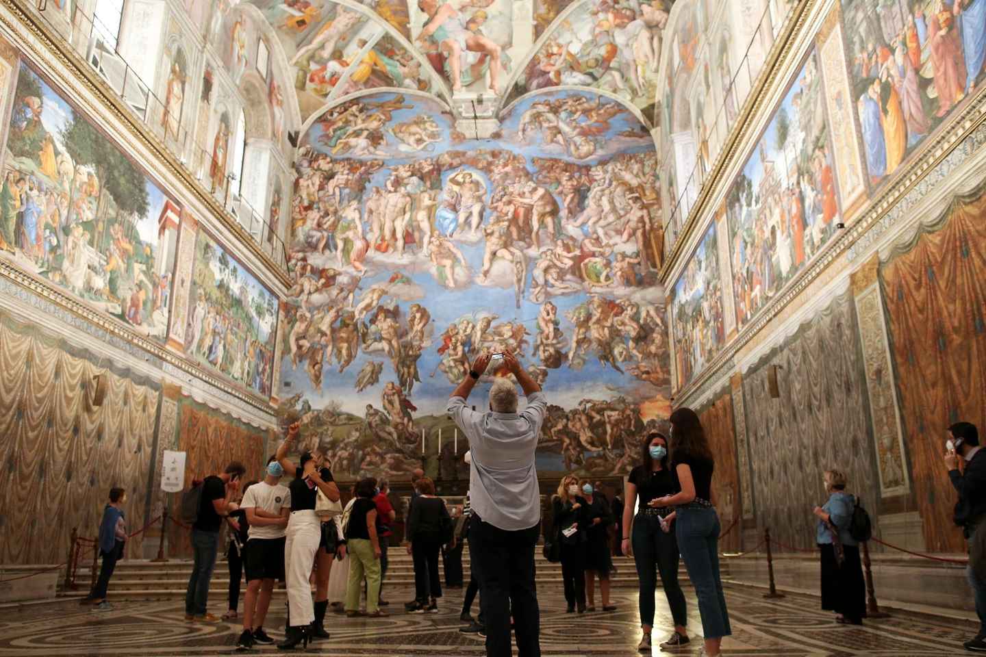 Vatican: Vatican Museums & Sistine Chapel Guided Tour - Visit the Vatican Museums and the Sistine Chapel with an Official Guide in English