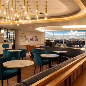 EDI Edinburgh Airport: Plaza Premium Lounge