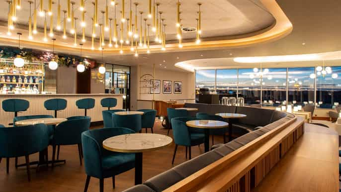 EDI Edinburgh Airport: Plaza Premium Lounge