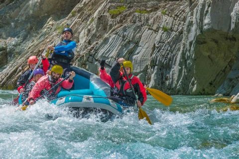 Tzoumerka: Kalarritikos River Guided Rafting Adventure Tour